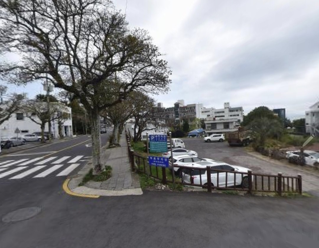 주변 공영주차장